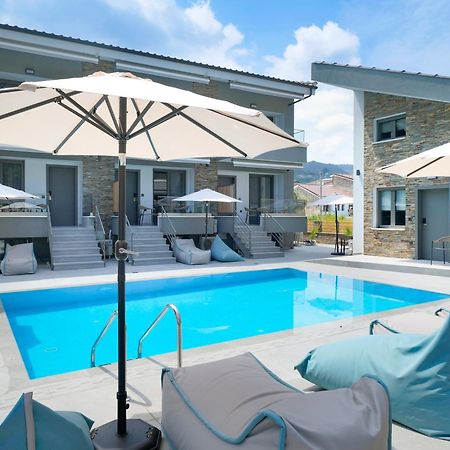 Aerino Luxury Villas 克里斯阿穆迪亚 外观 照片